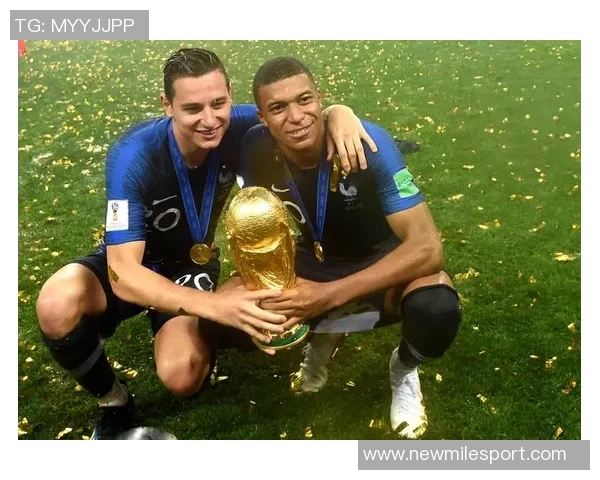 里瓦尔多分享范戴克球衣感慨荣幸收获世界最佳后卫的赠礼